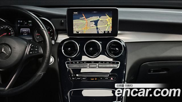 Mercedes-Benz GLC-Class GLC350e 4MATIC Premium