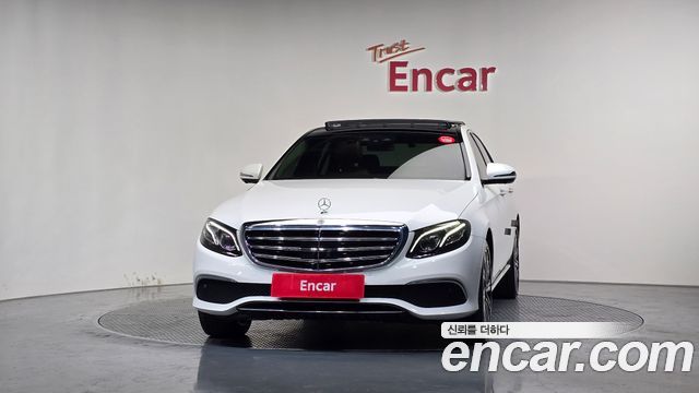 Mercedes-Benz E-Class E400 4MATIC Exclusive
