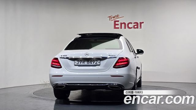 Mercedes-Benz E-Class E400 4MATIC Exclusive