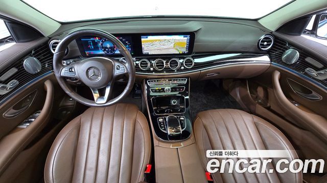 Mercedes-Benz E-Class E400 4MATIC Exclusive