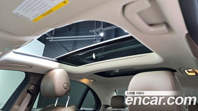 Mercedes-Benz E-Class E400 4MATIC Exclusive
