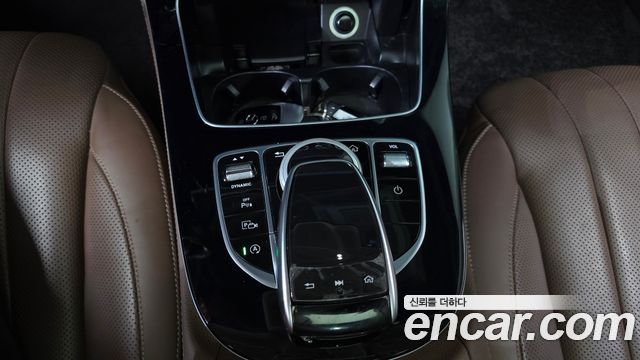 Mercedes-Benz E-Class E400 4MATIC Exclusive