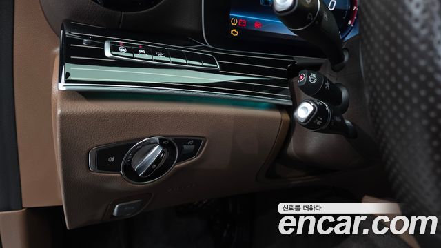 Mercedes-Benz E-Class E400 4MATIC Exclusive