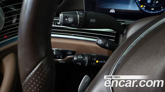 Mercedes-Benz E-Class E400 4MATIC Exclusive