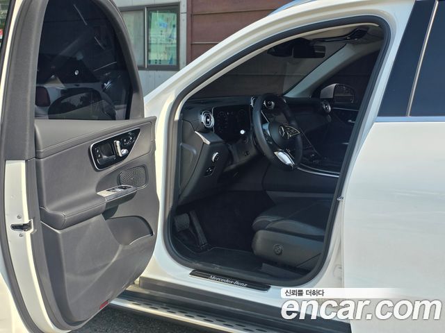 Mercedes-Benz GLC-Class GLC220 d 4MATIC