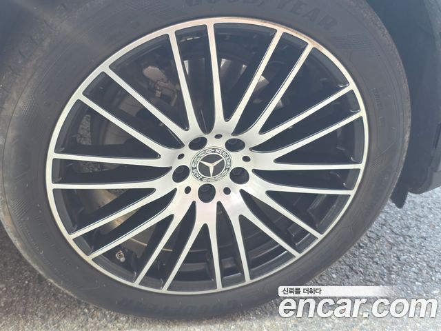 Mercedes-Benz GLC-Class GLC220 d 4MATIC