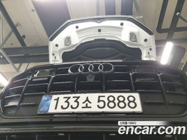 Audi Q8 55 TFSI Quattro Premium