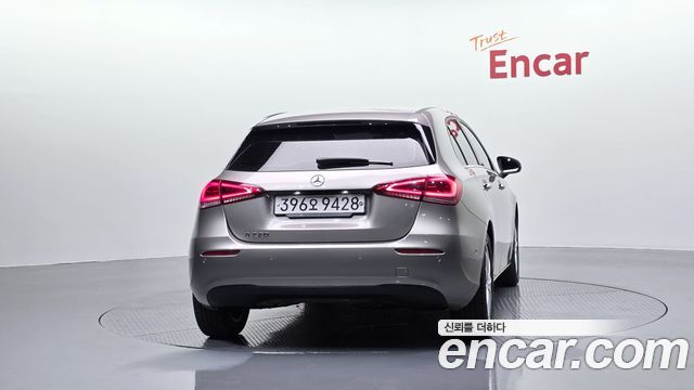 Mercedes-Benz A-Class A220 Hatchback