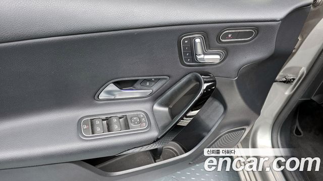 Mercedes-Benz A-Class A220 Hatchback