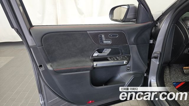 Mercedes-Benz GLB-Class AMG GLB35 4MATIC