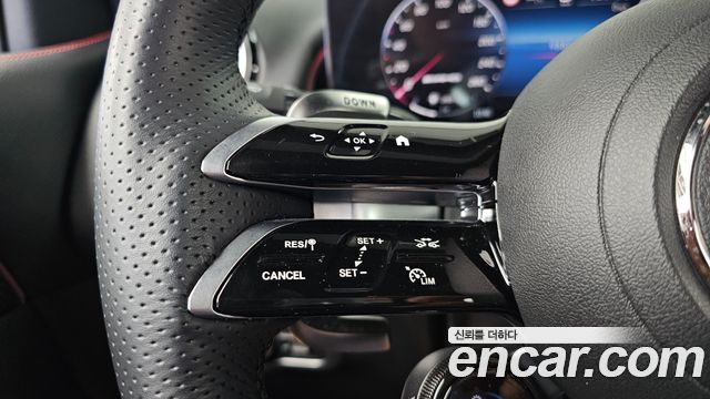 Mercedes-Benz GLB-Class AMG GLB35 4MATIC