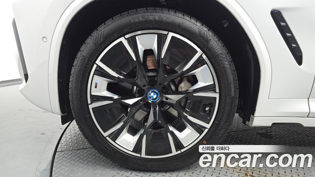 BMW iX3 M Sports