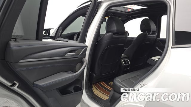 BMW iX3 M Sports