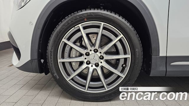 Mercedes-Benz GLA-Class GLA45 AMG 4MATIC+