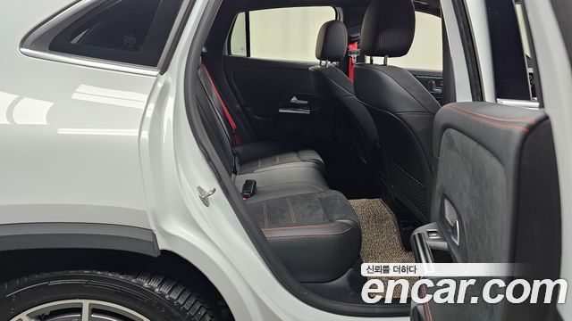 Mercedes-Benz GLA-Class GLA45 AMG 4MATIC+