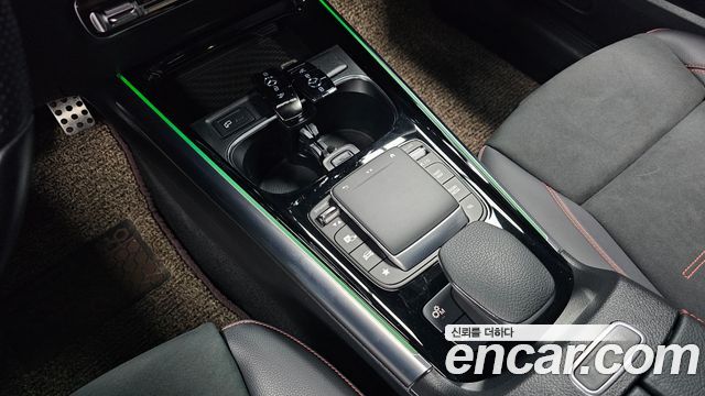 Mercedes-Benz GLA-Class GLA45 AMG 4MATIC+