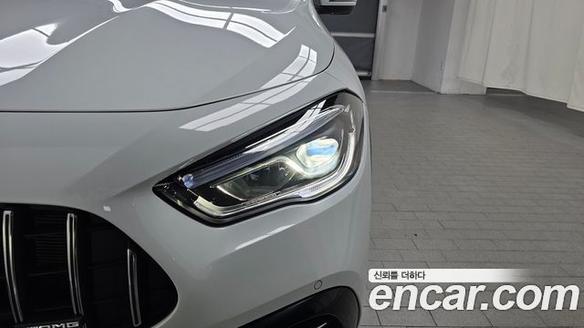 Mercedes-Benz GLA-Class GLA45 AMG 4MATIC+