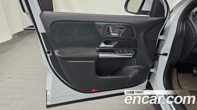 Mercedes-Benz GLA-Class GLA45 AMG 4MATIC+