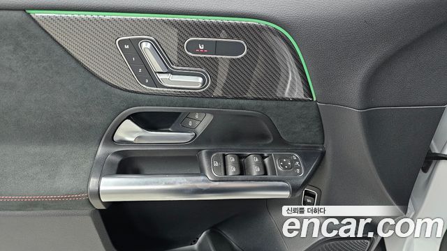 Mercedes-Benz GLA-Class GLA45 AMG 4MATIC+