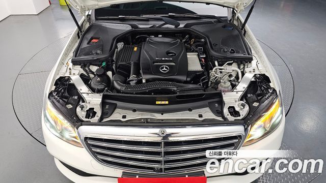Mercedes-Benz E-Class E300e Exclusive
