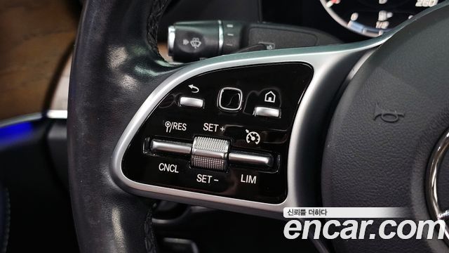 Mercedes-Benz E-Class E300e Exclusive