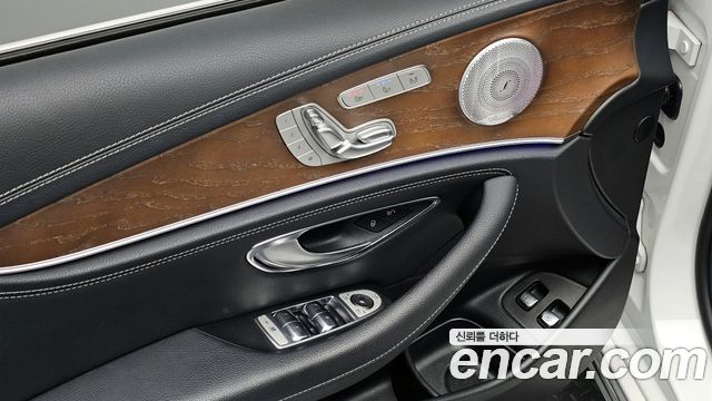 Mercedes-Benz E-Class E300e Exclusive