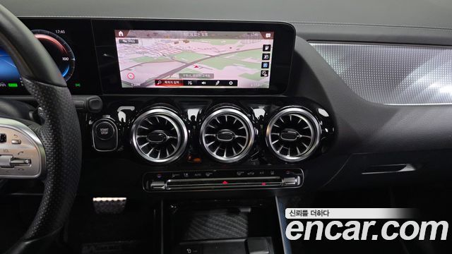 Mercedes-Benz EQA EQA250 AMG Package Plus