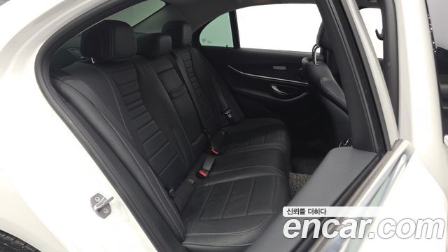 Mercedes-Benz E-Class E200 Avantgarde