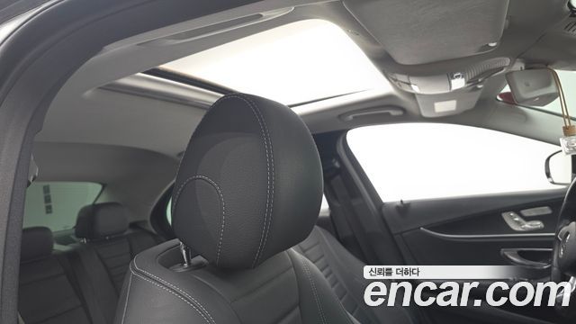 Mercedes-Benz E-Class E200 Avantgarde