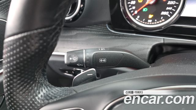 Mercedes-Benz E-Class E200 Avantgarde