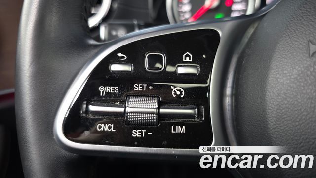 Mercedes-Benz E-Class E220d 4MATIC Exclusive