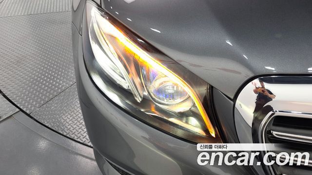 Mercedes-Benz E-Class E220d 4MATIC Exclusive