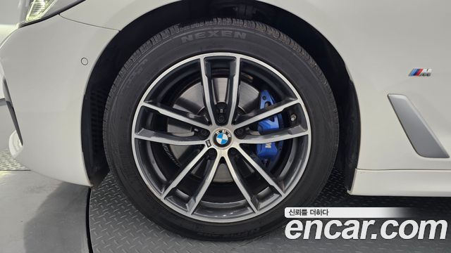 BMW 5-Series 523d xDrive M Sport