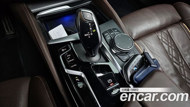 BMW 5-Series 523d xDrive M Sport