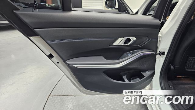 BMW 3-Series 320i M Sport
