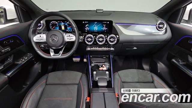 Mercedes-Benz GLA-Class GLA250 4MATIC