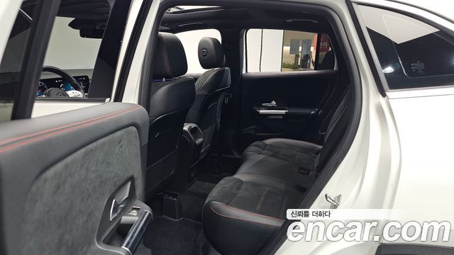 Mercedes-Benz GLA-Class GLA250 4MATIC