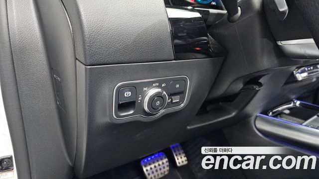 Mercedes-Benz GLA-Class GLA250 4MATIC