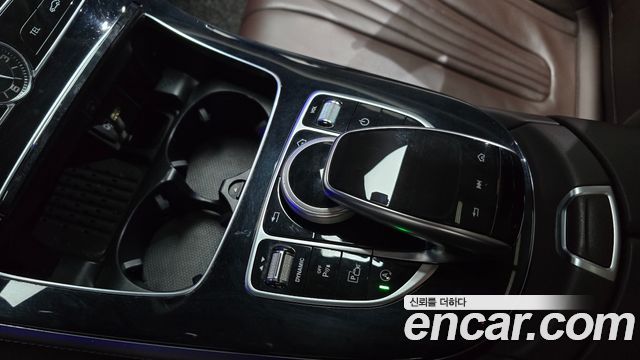 Mercedes-Benz CLS-Class CLS300d AMG Line