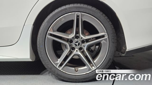 Mercedes-Benz CLS-Class CLS300d AMG Line