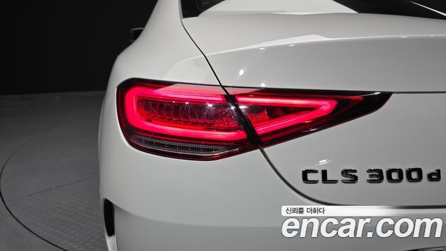 Mercedes-Benz CLS-Class CLS300d AMG Line
