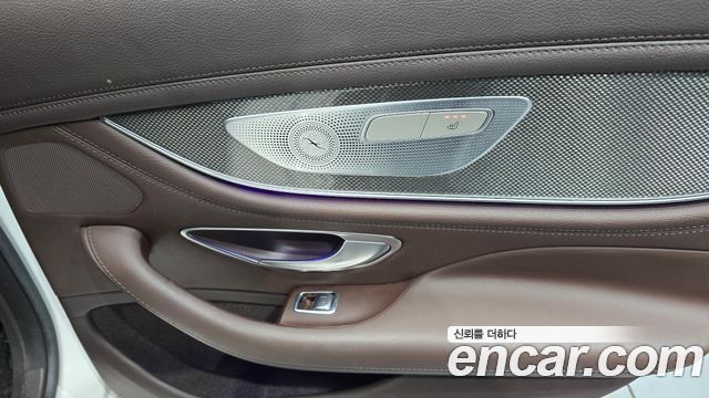 Mercedes-Benz CLS-Class CLS300d AMG Line