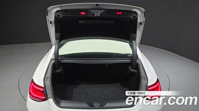 Mercedes-Benz CLS-Class CLS300d AMG Line
