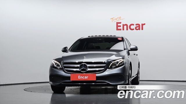 Mercedes-Benz E-Class E220d Avantgarde