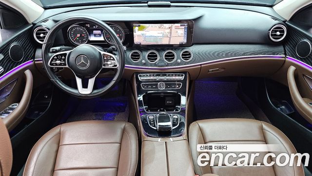 Mercedes-Benz E-Class E220d Avantgarde