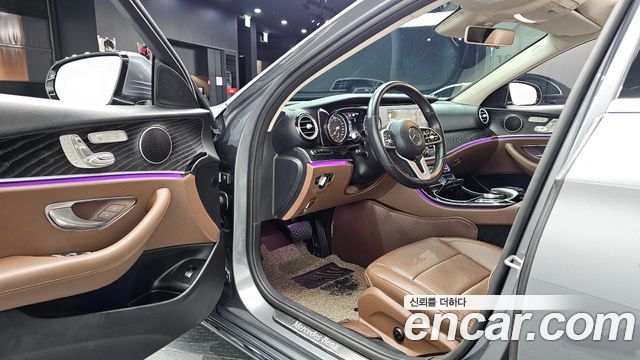 Mercedes-Benz E-Class E220d Avantgarde