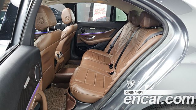Mercedes-Benz E-Class E220d Avantgarde