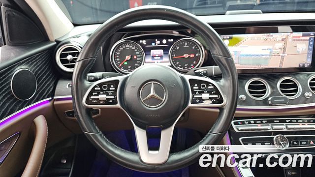 Mercedes-Benz E-Class E220d Avantgarde