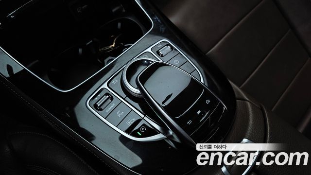Mercedes-Benz E-Class E220d Avantgarde