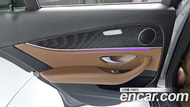 Mercedes-Benz E-Class E220d Avantgarde